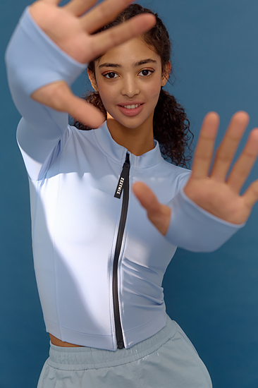 ǰ 